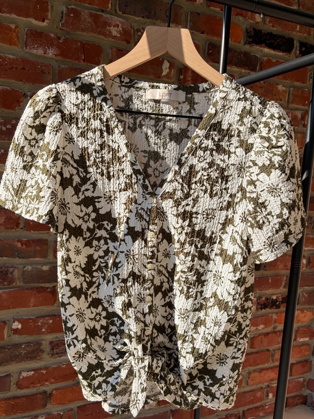 LOFT Olive and White Floral Tie-Front Button Top NWOT Size Small.